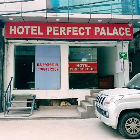 Perfect Palace Hotel Nueva Delhi Exterior foto