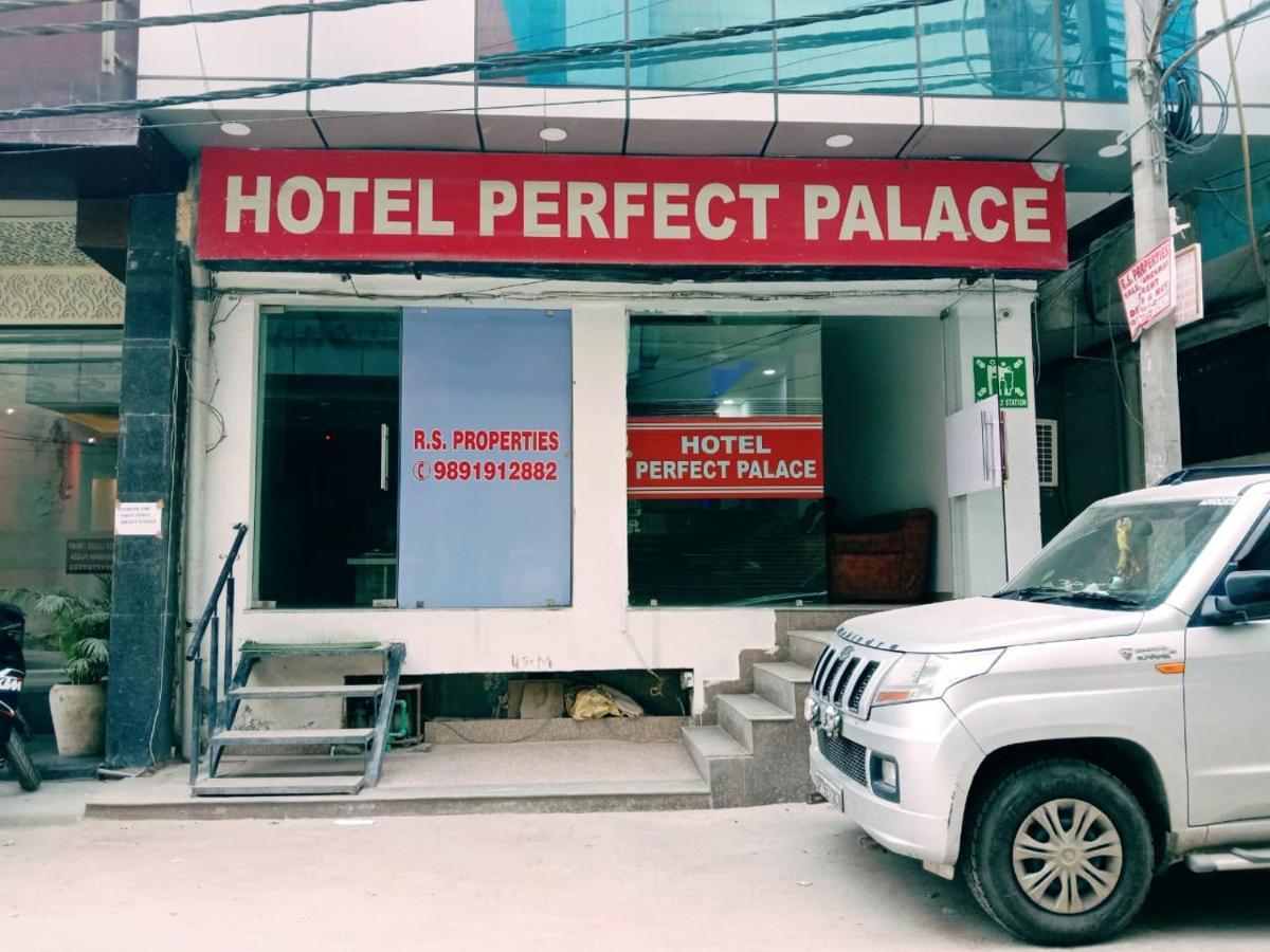 Perfect Palace Hotel Nueva Delhi Exterior foto